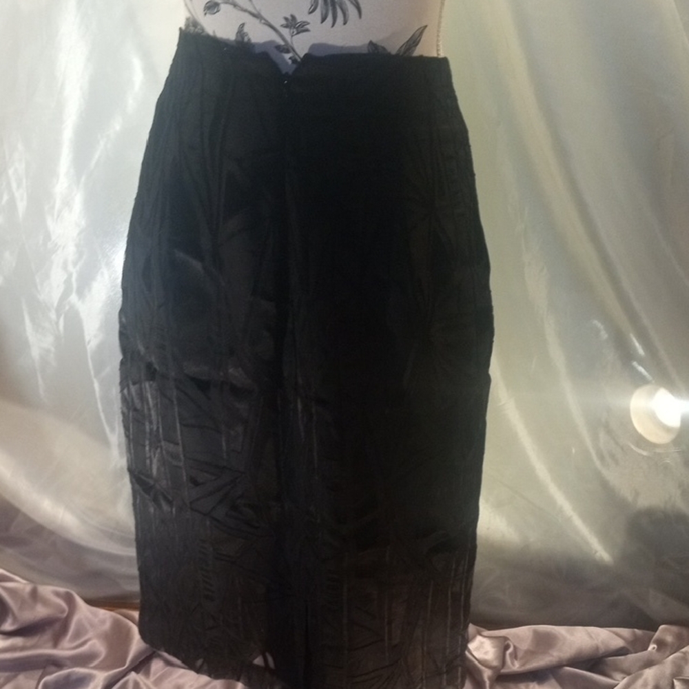 Worthington Black Textured Midi Skirt